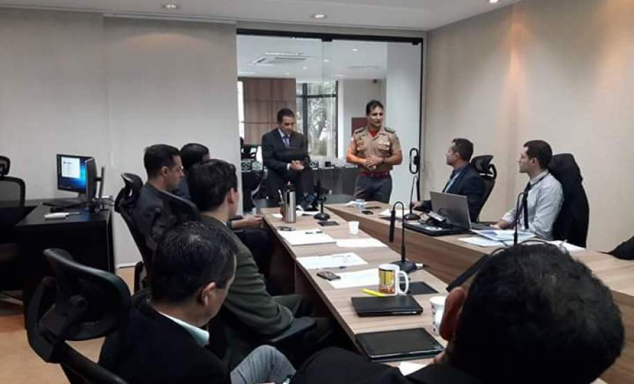 Coordenador Estadual de Proteção e Defesa Civil do Espírito Santo visita a CEPDEC do Paraná Coordenador Estadual de Proteção e Defesa Civil do Espírito Santo visita a CEPDEC do Paraná