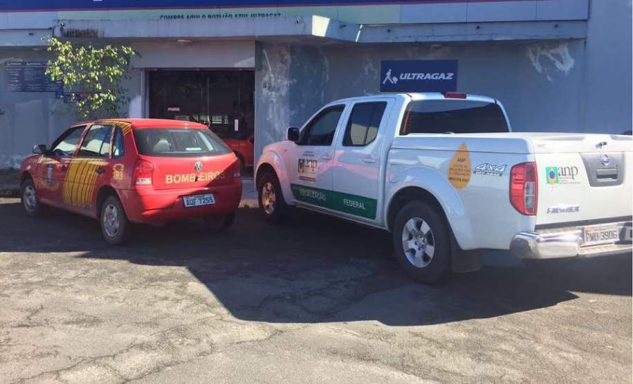 Operação de vistorias fiscais em revendas de gás de cozinha em Paranaguá Operação de vistorias fiscais em revendas de gás de cozinha em Paranaguá