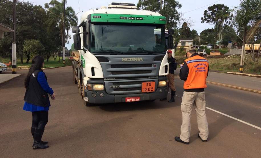Defesa Civil realiza operação de fiscalização de Produtos Perigosos em Pitanga. Defesa Civil realiza operação de fiscalização de Produtos Perigosos em Pitanga.