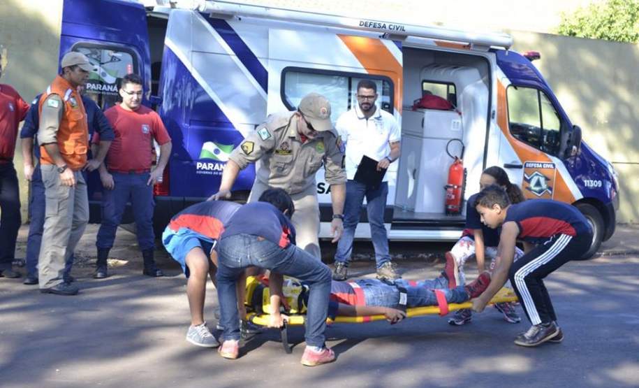 3ª Coordenadoria Regional de Proteção e Defesa Civil, realiza á segunda Gincana Cultural do Bombeiro Comunitário /Defesa Civil 3ª Coordenadoria Regional de Proteção e Defesa Civil, realiza á segunda Gincana Cultural do Bombeiro Comunitário /Defesa Civil