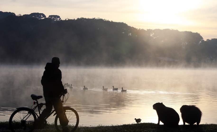 Inverno começa nesta quarta-feira com frio e sem chuvas no Paraná Inverno começa nesta quarta-feira com frio e sem chuvas no Paraná
