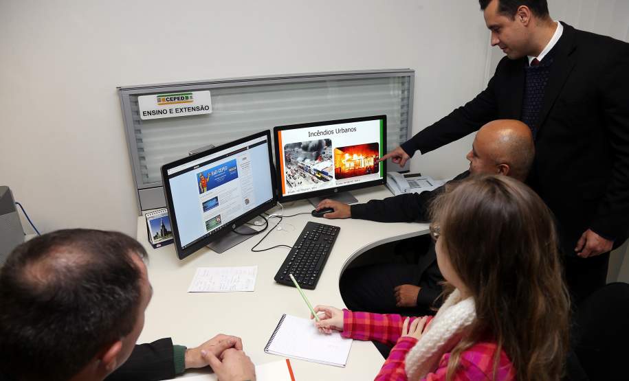 Paraná oferece cursos a distância em gestão de risco de desastres Paraná oferece cursos a distância em gestão de risco de desastres