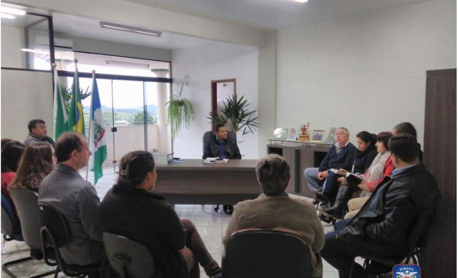 Apresentação do Projeto Cidades Resilientes é apresentada pelo 4º Grupamento dos Bombeiros. Apresentação do Projeto Cidades Resilientes é apresentada pelo 4º Grupamento dos Bombeiros.