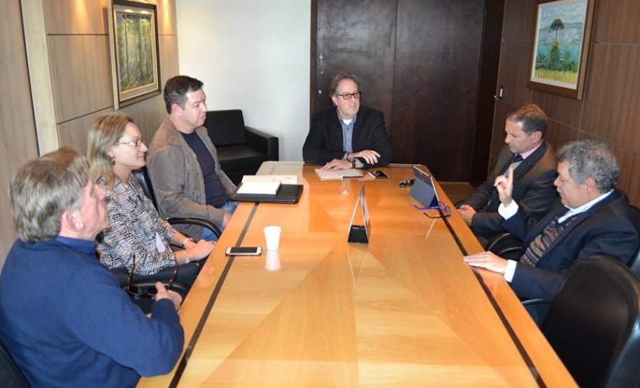 Reafirmado apoio da Secretaria do Meio Ambiente e Recursos Hídricos do Paraná com a Coordenadoria Estadual de Proteção e Defesa Civil do Paraná. Reafirmado apoio da Secretaria do Meio Ambiente e Recursos Hídricos do Paraná com a Coordenadoria Estadual de Proteção e Defesa Civil do Paraná.