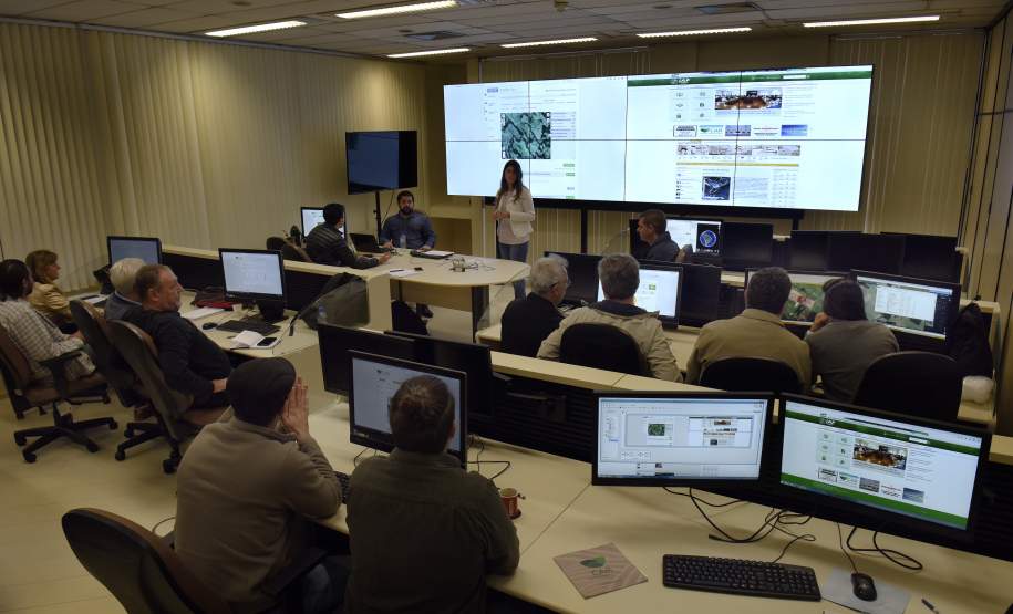 Simepar faz mapeamento para o Cadastro Ambiental Rural.