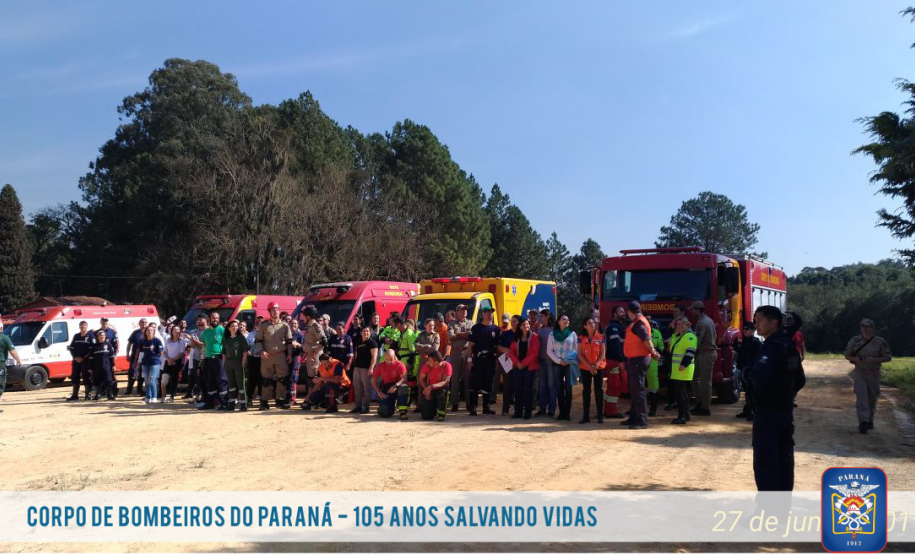 Corpo de Bombeiros de Fazenda Rio Grande realiza simulado de atendimento a grandes emergências. Corpo de Bombeiros de Fazenda Rio Grande realiza simulado de atendimento a grandes emergências.
