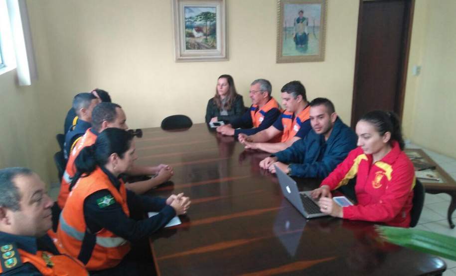 Detalhes foram ajustados sobre o simulado de abandono que ocorrerá na 8ª CORPDEC. Detalhes foram ajustados sobre o simulado de abandono que ocorrerá na 8ª CORPDEC.