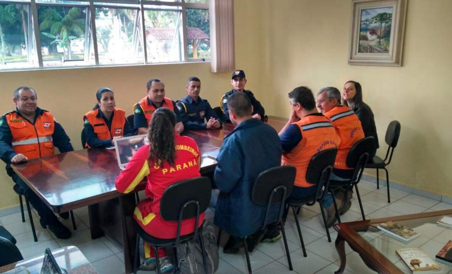 Detalhes foram ajustados sobre o simulado de abandono que ocorrerá na 8ª CORPDEC. Detalhes foram ajustados sobre o simulado de abandono que ocorrerá na 8ª CORPDEC.