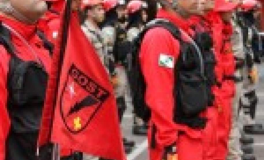 Passagem de Comando do Corpo de Bombeiros conta com a presença do Governador Beto Richa e demais autoridades Passagem de Comando do Corpo de Bombeiros conta com a presença do Governador Beto Richa e demais autoridades