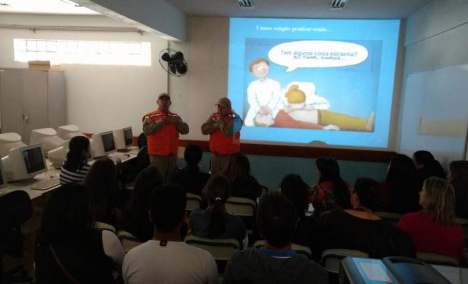 A 15ª Coordenadoria Regional de Proteção e Defesa Civil – 6º Subgrupamento de Bombeiros Independente realiza curso de Capacitação de Brigadas Escolares - Defesa Civil do Paraná A 15ª Coordenadoria Regional de Proteção e Defesa Civil – 6º Subgrupamento de Bombeiros Independente realiza curso de Capacitação de Brigadas Escolares - Defesa Civil do Paraná