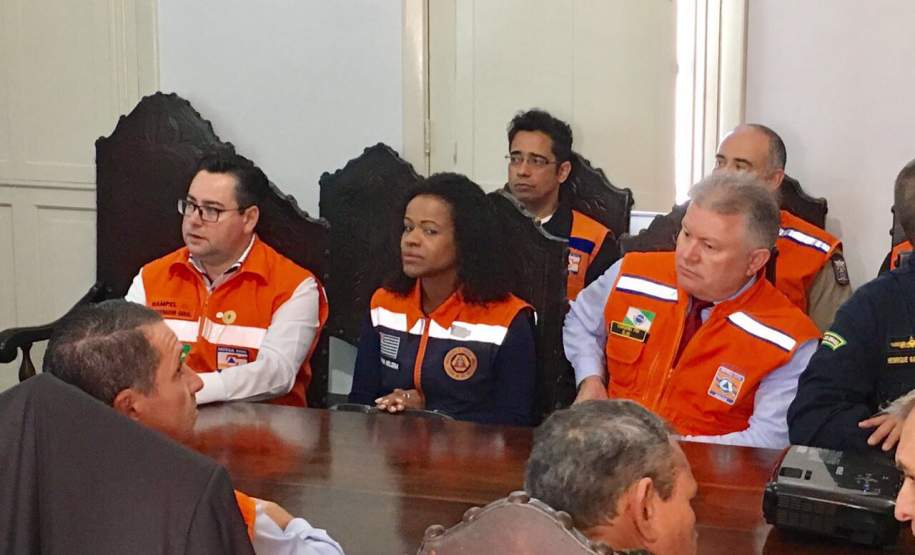 Coordenadoria Estadual de Proteção e Defesa Civil faz parte do ECADEC 2017
- (Exercício Conjunto de Apoio a Defesa Civil) que teve início na data de hoje
na cidade Petrópolis – RJ.