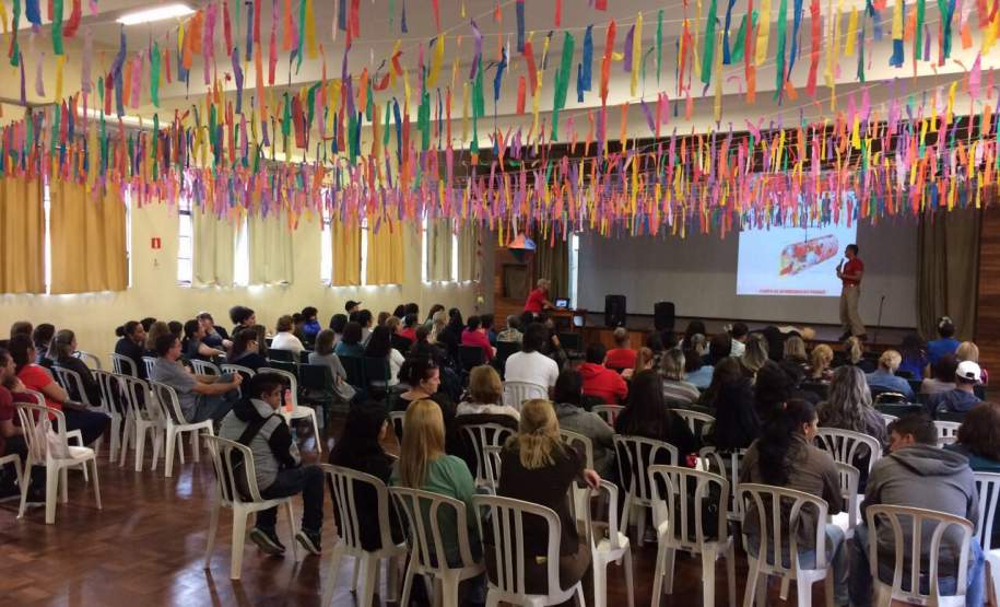 8ª Coordenadoria Regional de Proteção e Defesa Civil, está realizando treinamento para a rede estadual de educação de Paranaguá, Antonina e Morretes.