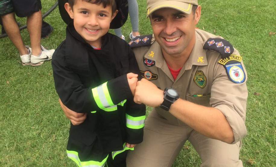 Homenagem aos Pais da Defesa Civil.