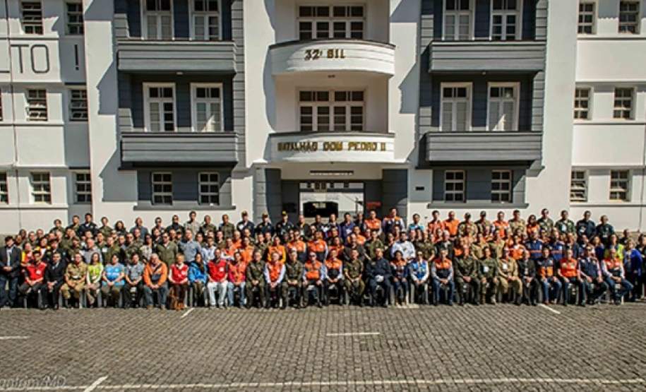 Exercício Conjunto de Apoio à Defesa Civil Exercício Conjunto de Apoio à Defesa Civil