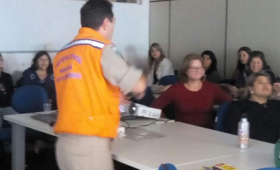 A 15ª Coordenadoria Regional de Proteção e Defesa Civil – 6ºSubgrupamento de Bombeiros Independente realizou no dia 22 de Agosto, o curso de Capacitação de Brigada Escolar no município de Iporã
