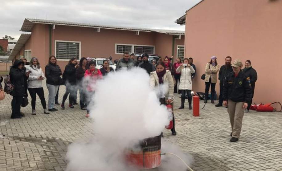 1ª CORPDEC encerra mais uma etapa no Programa Brigada Escolar, Defesa Civil na Escola