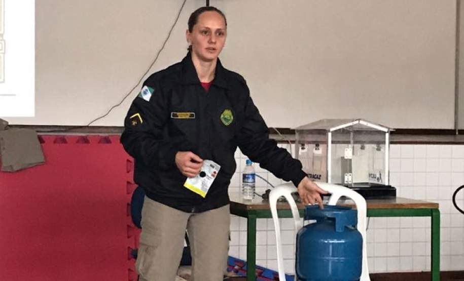 1ª CORPDEC encerra mais uma etapa no Programa Brigada Escolar, Defesa Civil na Escola