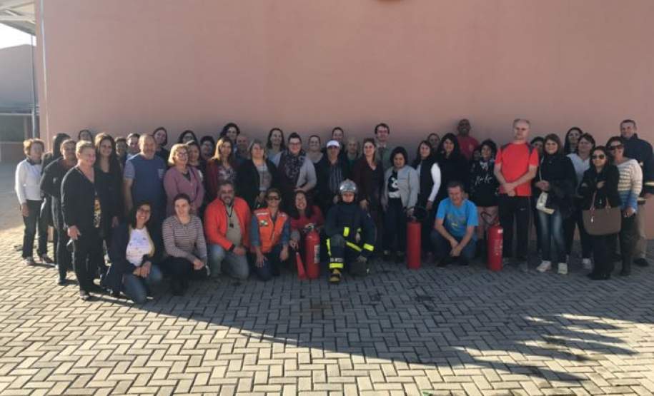 1ª CORPDEC encerra mais uma etapa no Programa Brigada Escolar, Defesa Civil na Escola