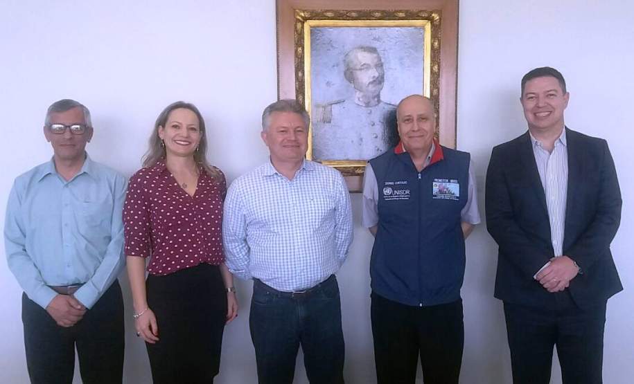 Cooperação entre CEPED, Coordenadoria Estadual de proteção e Defesa Civil  e Cemaden viabilizam desenvolvimento de ações estratégicas para a redução do risco e desastres no Paraná