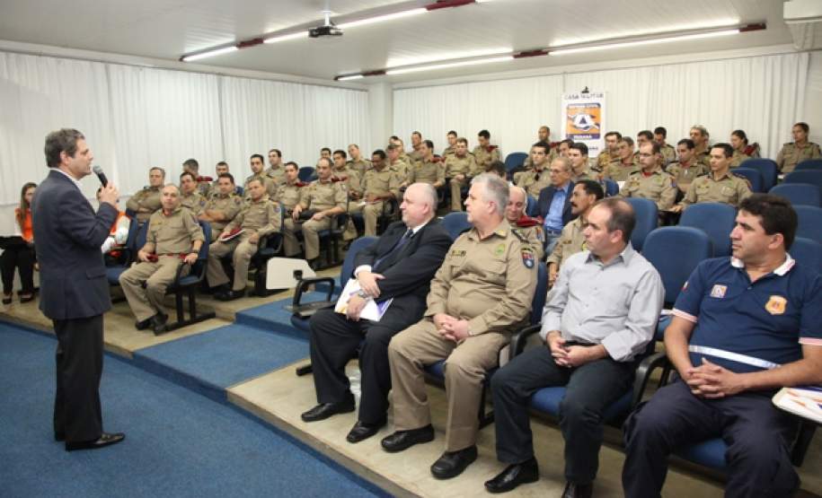 Encontro em Maringá Coordenadores Encontro em Maringá Coordenadores