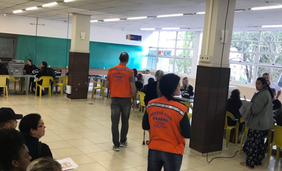 Coordenadoria Estadual de Proteção e Defesa Civil auxilia na 3ª Edição do Mutirão da Cidadania no Bairro CIC em Curitiba Coordenadoria Estadual de Proteção e Defesa Civil auxilia na 3ª Edição do Mutirão da Cidadania no Bairro CIC em Curitiba