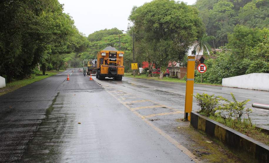 DER inicia obras de revitalização na PR-412 em Matinhos DER inicia obras de revitalização na PR-412 em Matinhos