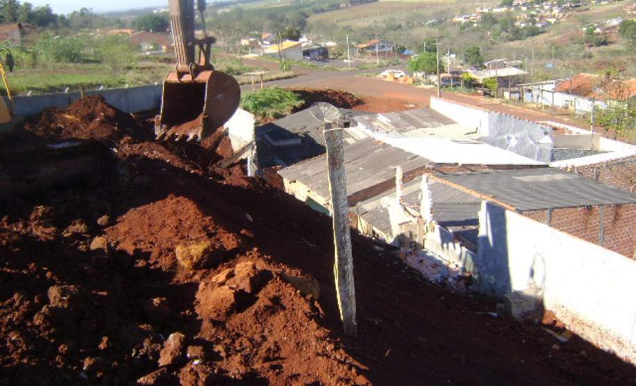 RESIDÊNCIA 3 DESABAMENTO RESIDÊNCIA