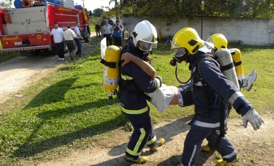Fotos referentes ao exercídio realizado na quarta-feira (17).