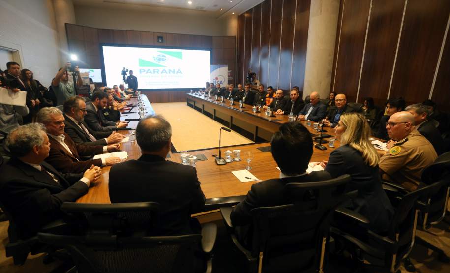 Governadora Cida Borghetti inaugura o radar meteorológico Banda X, que monitorará a Região Metropolitana de Curitiba. O equipamento, que começa a funcionar após período de testes, foi cedido ao Governo do Estado pela Japan Radio Company, por meio de parceria com a Agência de Cooperação do Japão (Jica).Curitiba, 26/06/2018.   Foto: Orlando Kissner/ANPr