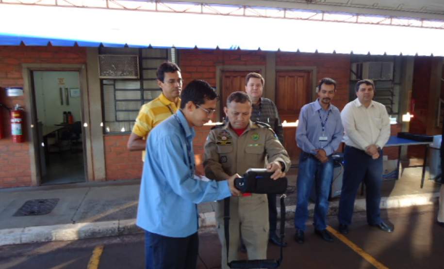 5ª COREDEC participa da campanha de combate a queimadas realizada pela SANEPAR 5ª COREDEC participa da campanha de combate a queimadas realizada pela SANEPAR