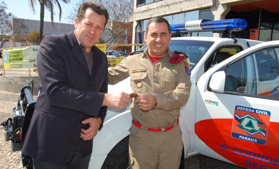 Entrega da Caminhote de Defesa Civil - Fazenda Rio Grande