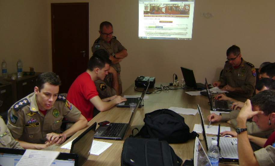 TREINAMENTO SISDC 3GB 4 TREINAMENTO CMTS 3GB