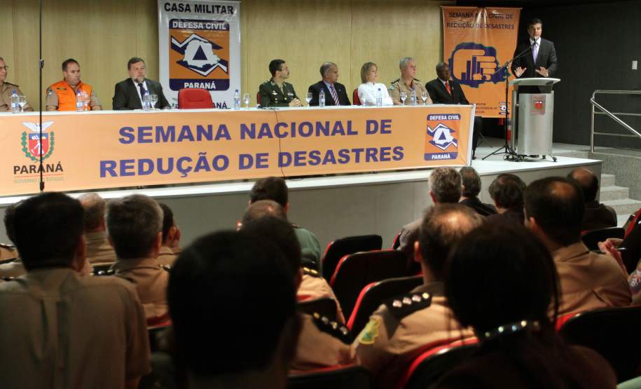 Governador libera recursos para ampliar prevenção contra desastres no Litoral Governador libera recursos para ampliar prevenção contra desastres no Litoral