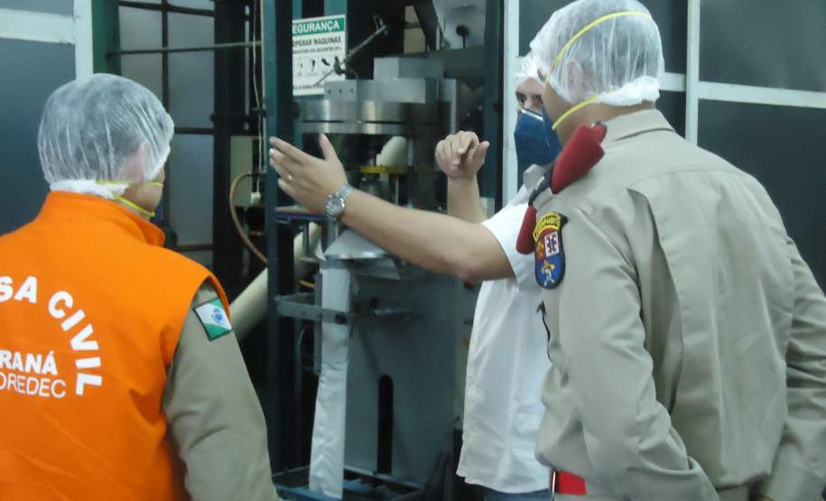 A 13ª COREDEC realizou em Jandaia do Sul mais uma atividade de Fiscalização de Produtos Perigosos