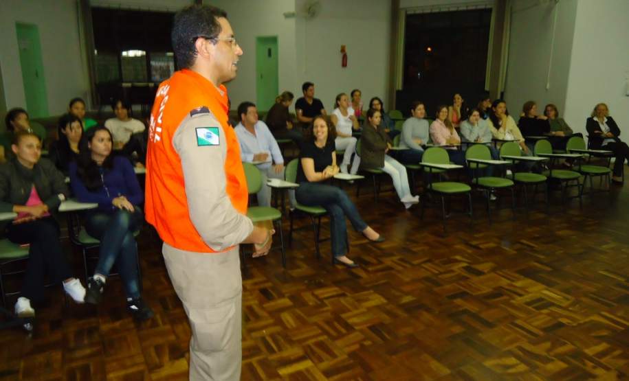 PALESTRA SOBRE DESASTRES