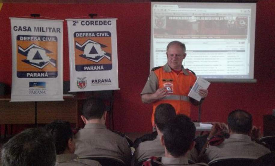 2º Coordenadoria Regional de Defesa Civil realiza palestra sobre a Normatização e Capacitação das Comissões Municipais de Defesa Civil (COMDEC'S).