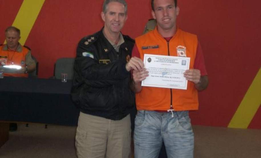 2º Grupamento de Bombeiros forma 11 novos Agentes de Defesa Civil