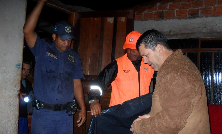 Fortes ventos trouxeram prejuízos na cidade de Marilândia do Sul.