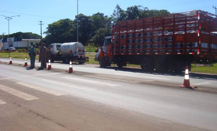 5ª Coordenadoria Regional de Defesa Civil realizou em Cianorte mais uma atividade de Fiscalização de Produtos Perigosos. 5ª Coordenadoria Regional de Defesa Civil realizou em Cianorte mais uma atividade de Fiscalização de Produtos Perigosos.