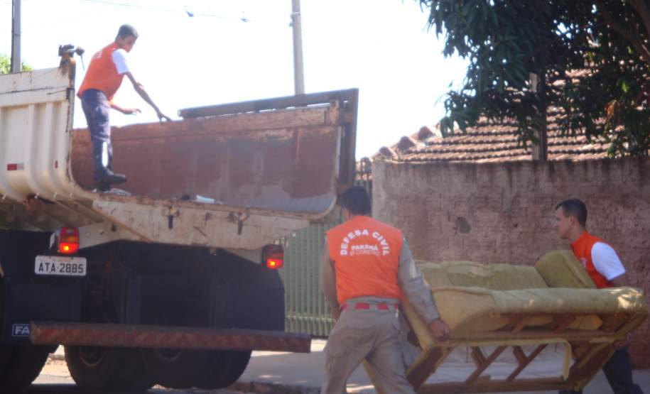 15ª Coordenadoria Regional de Defesa Civil participa do “Mutirão Contra a Dengue” em Umuarama - PR Mutirão contra a Dengue