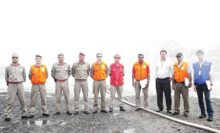 -  A 2ª COREDEC,  em conjunto com Órgãos de Estrutura do Governo Estadual e Federal, realizou fiscalização ao armazenamento de produtos perigosos