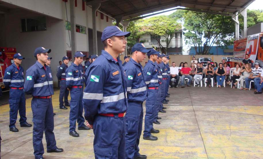 15ª Coordenadoria Regional de Defesa Civil realiza solenidade de encerramento do Curso de Formação de Agentes de Defesa Civil – Turma 2011 do 6º SGBI Formatura do Curso de Formação de Agentes de Defesa Civil – Turma 2011 do 6º SGBI
