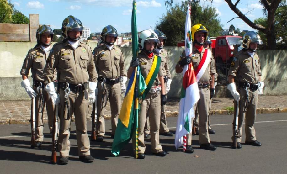 Pelotão Guarda Bandeiras