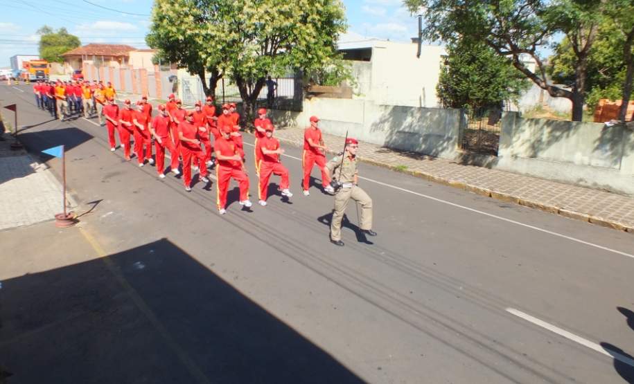 Desfile Pelotão dos GV e GCV
