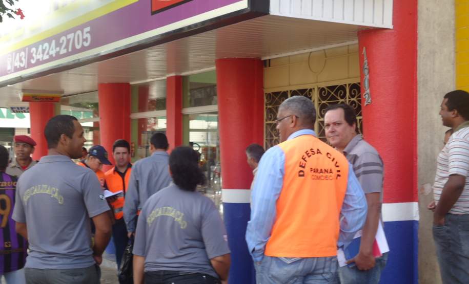 Vistoria e fiscalização integrada em edificações em Apucarana