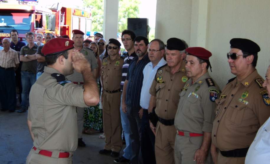 Apresentação da tropa ao SubCmt da PM.