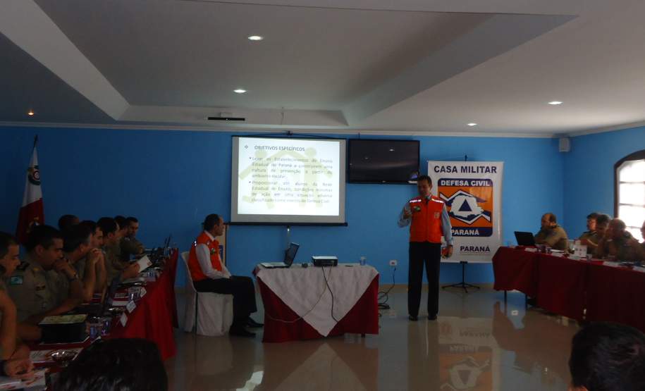 4ª Reunião com Coordenadores Regionais de Defesa Civil.