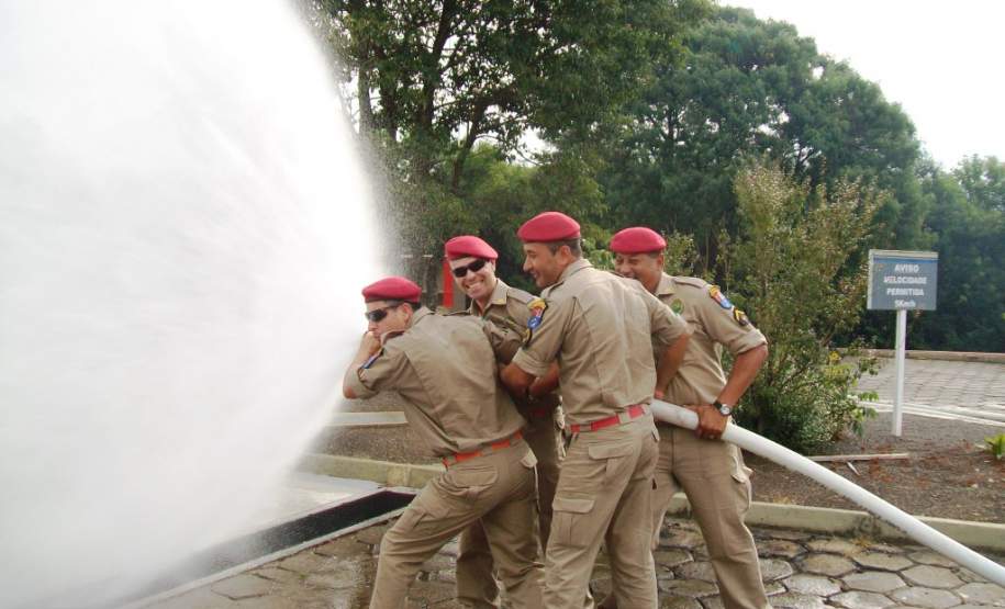 Exercício de Combate a Incêndio Produtos Perigosos