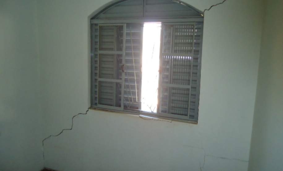 rachaduras em sua edificação