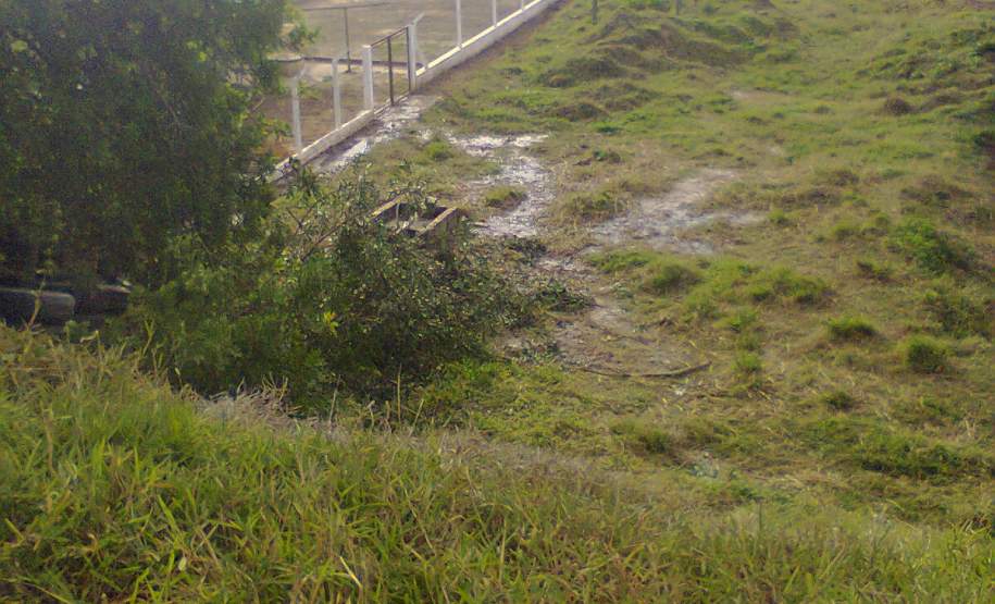 Acidente durante o Transporte de Produto Perigoso em Sengés Acidente durante o Transporte de Produto Perigoso em Sengés